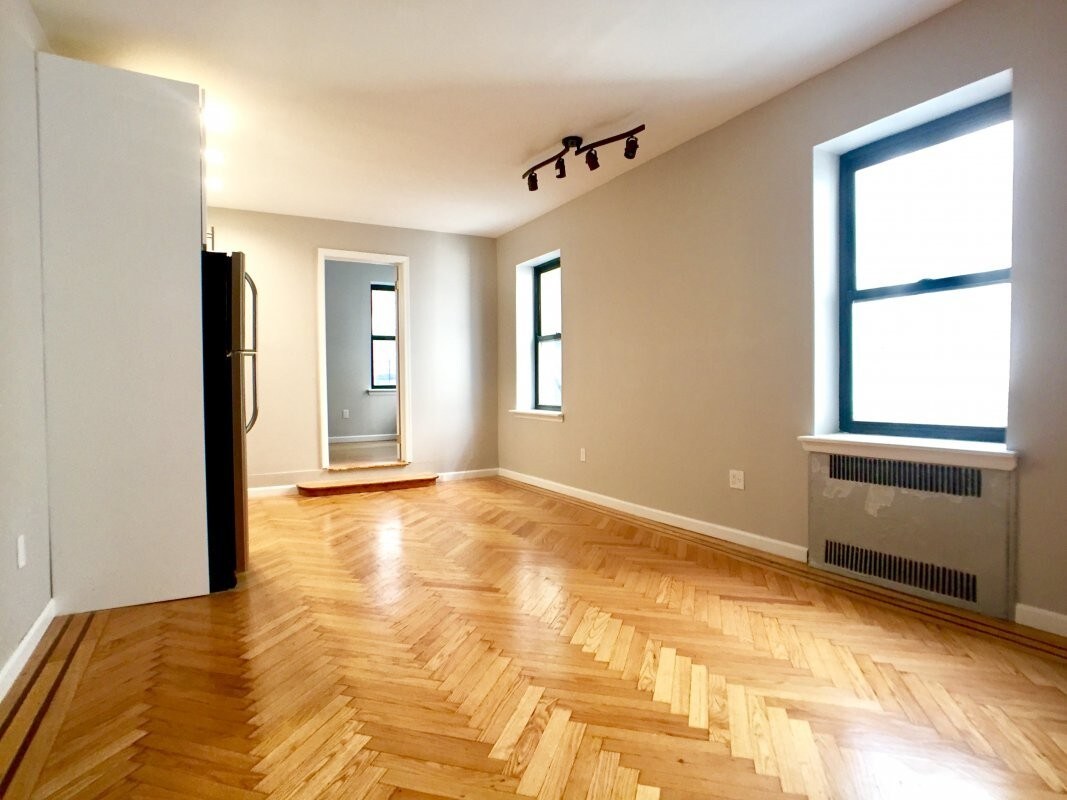 Foto principal - 610 W 174th St