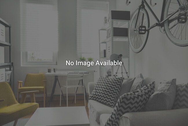 Photo - 13051 Larchmere Blvd Apartments