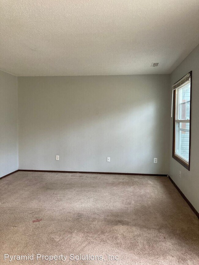 Building Photo - 3 br, 1.5 bath House - 2624 SE 19th St