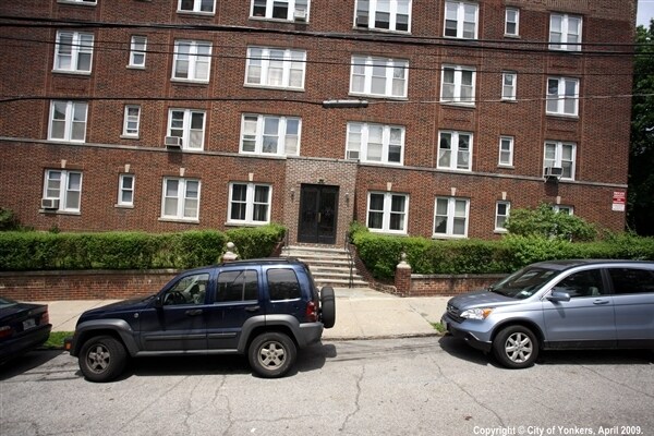 Foto principal - 7 Pershing Ave
