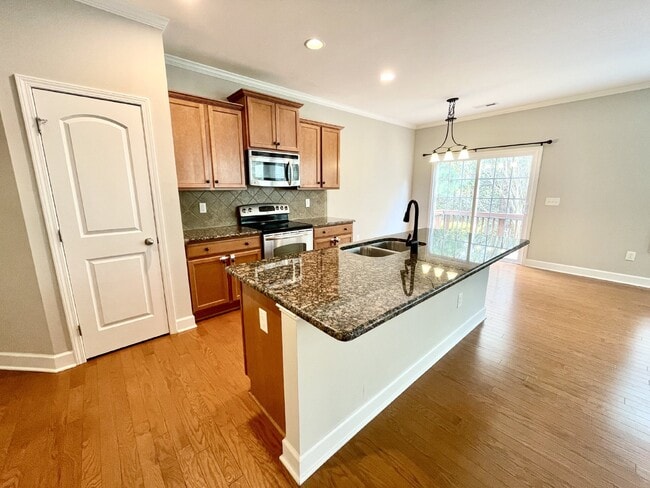 Building Photo - 3 bed, 2.5 bath Nest with Bonus Room in An...