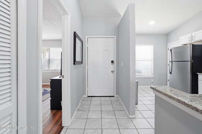 Building Photo - 3419 Islander Way