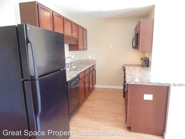 Building Photo - 648 Stowe Ct