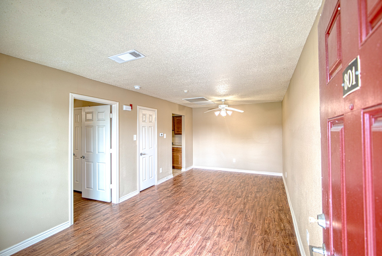 Foto principal - Crystal Creek Park - Senior Living