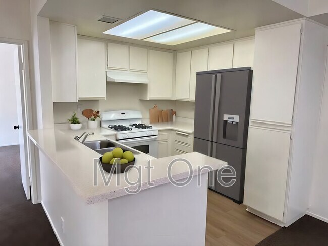 Foto del edificio - 18902 Canyon Hill Dr