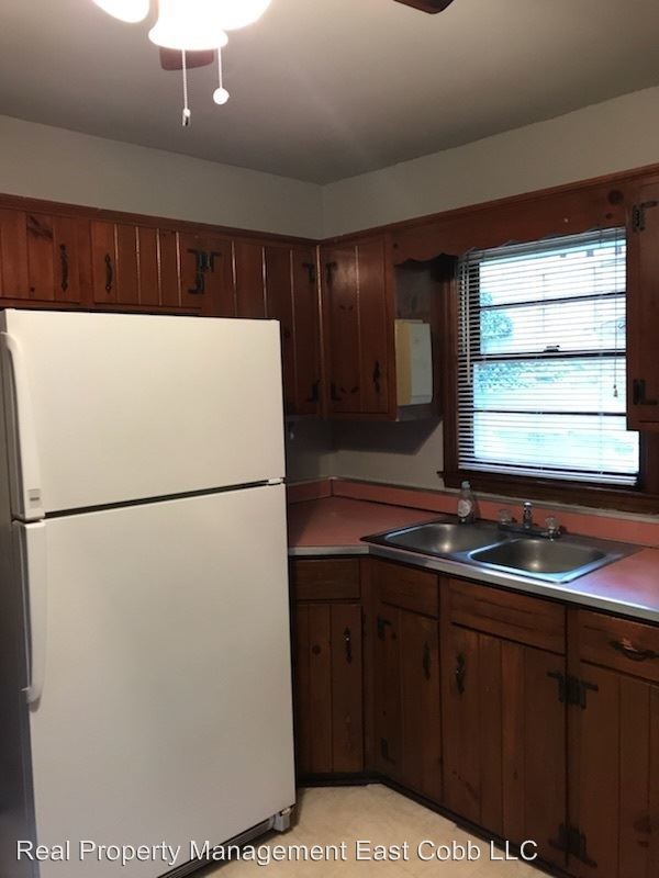 Foto del edificio - 1664 Richwood Dr NE