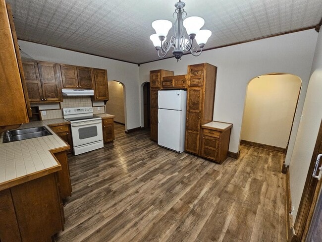 Foto del edificio - 316 E Walnut St