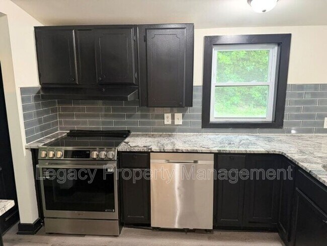 Foto del edificio - 5920 Boulder Dr
