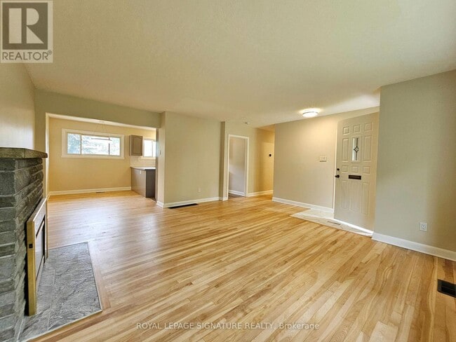 Building Photo - 2368 Drury Ln