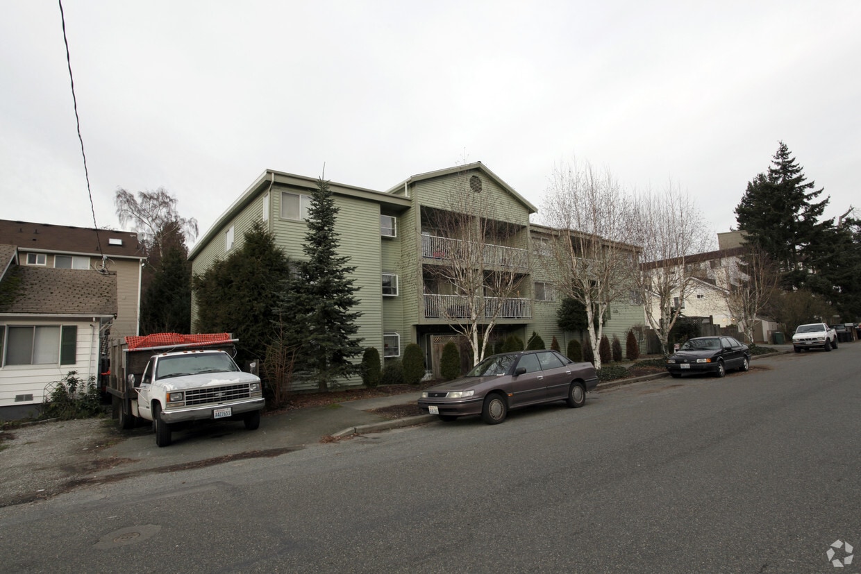 Building Photo - 12023 28th Ave NE