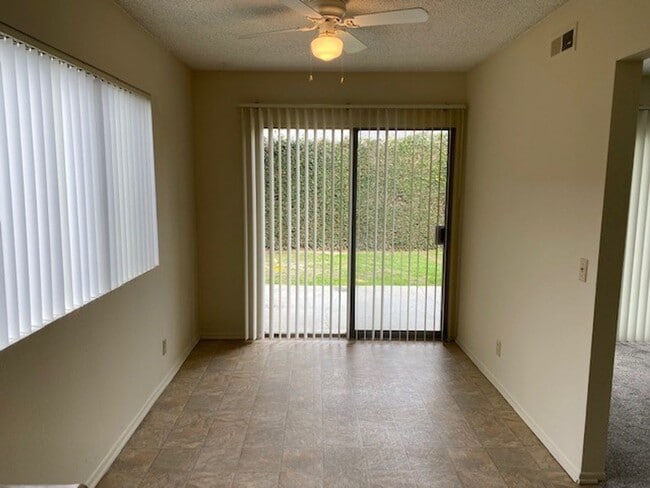 Foto del edificio - 3 Bedroom 2 Bath Home ,