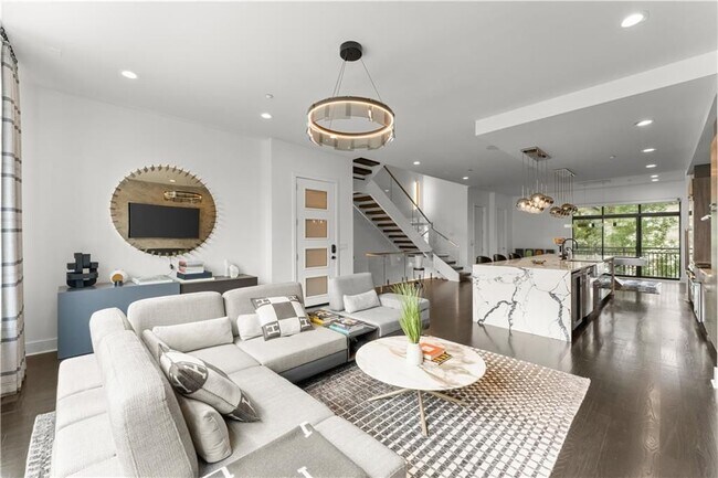 Foto del edificio - 906 Lenox Blvd