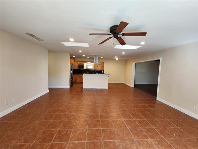 Building Photo - 3800 N Magnolia Ct