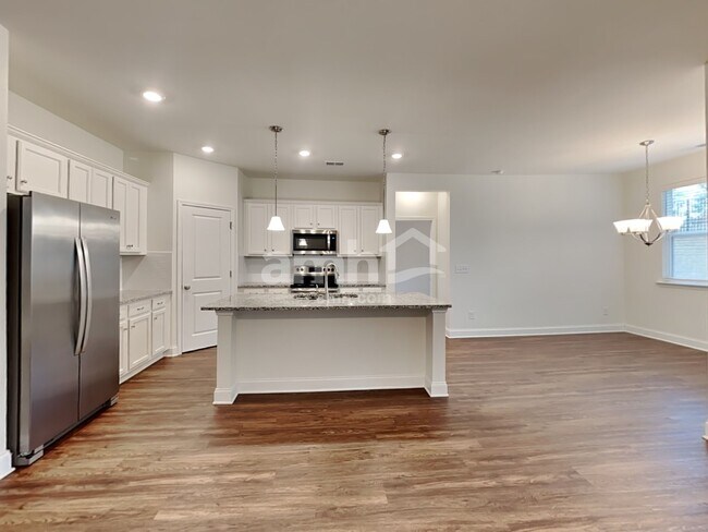 Building Photo - 426 Levon Ct