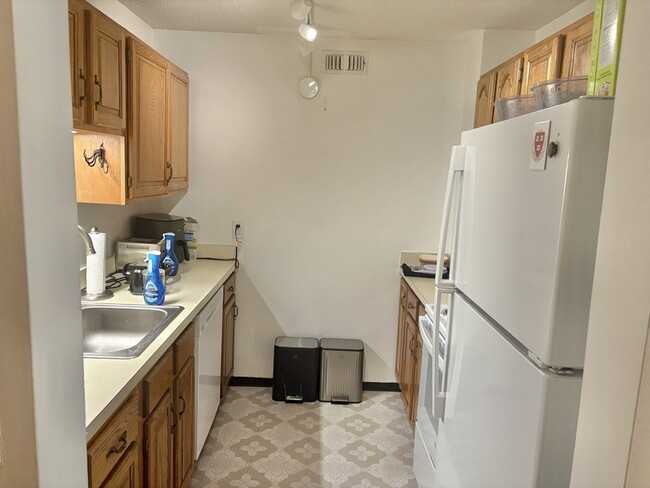 Building Photo - 1580 Massachusetts Ave