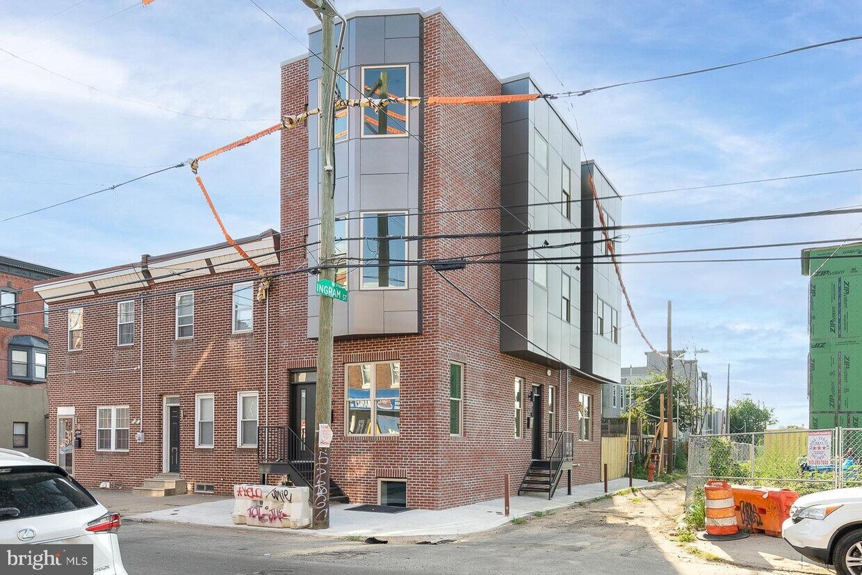 Primary Photo - 1220 S 27th St