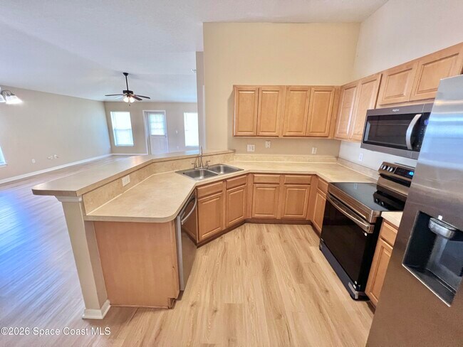 Foto del edificio - 441 Loxley Ct