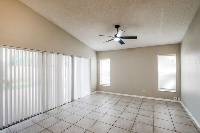 Foto del edificio - 5365 NW 54th St