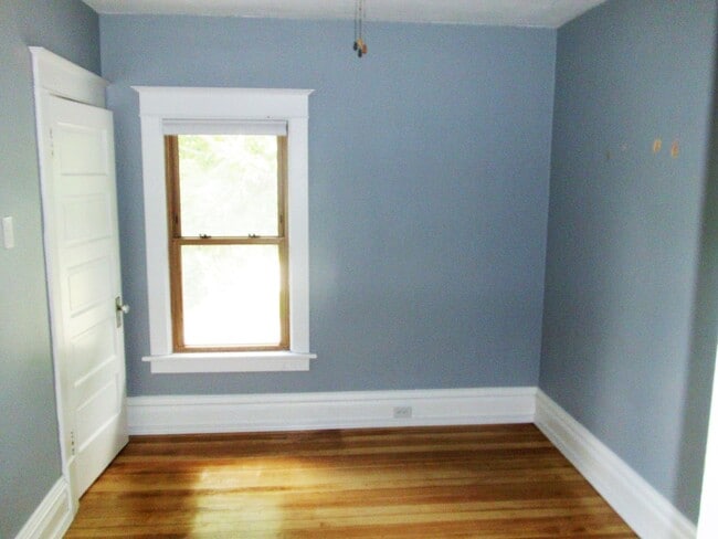 Foto del edificio - 313 4th Ave NW