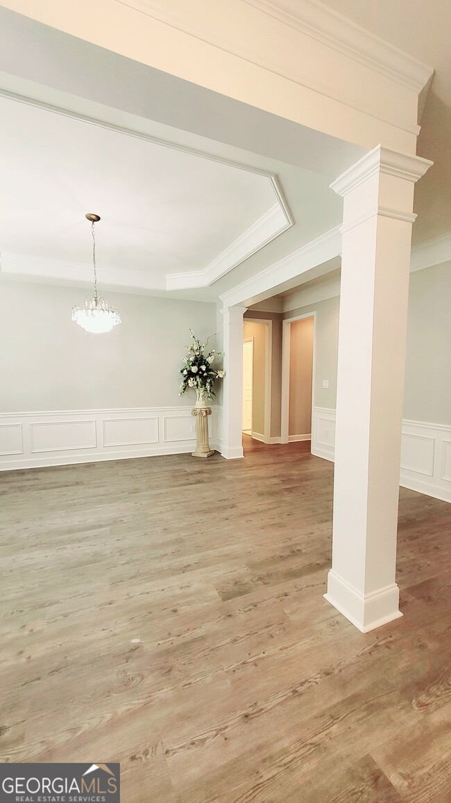 Building Photo - 6411 Hickory Springs Cir