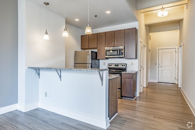 Findlay Loft 1BR, 1BA - 942SF - Kitchen - Newberry Lofts on 6th Findlay Loft 1BR, 1BA - 942SF - Kitchen - Newberry Lofts on 6th