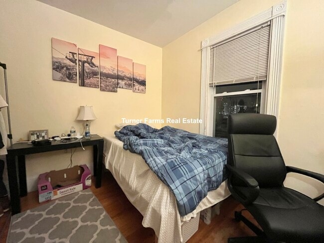 Foto del edificio - 168 Hillside St