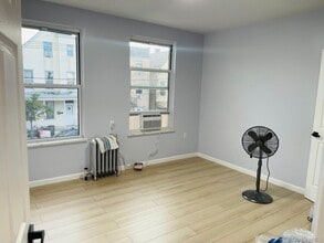 Building Photo - 1618 Glover St