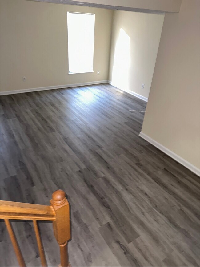 Building Photo - 8604 Jacks Reef Rd