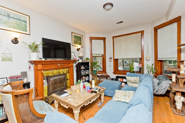 Foto del edificio - 1320 W Farwell Ave