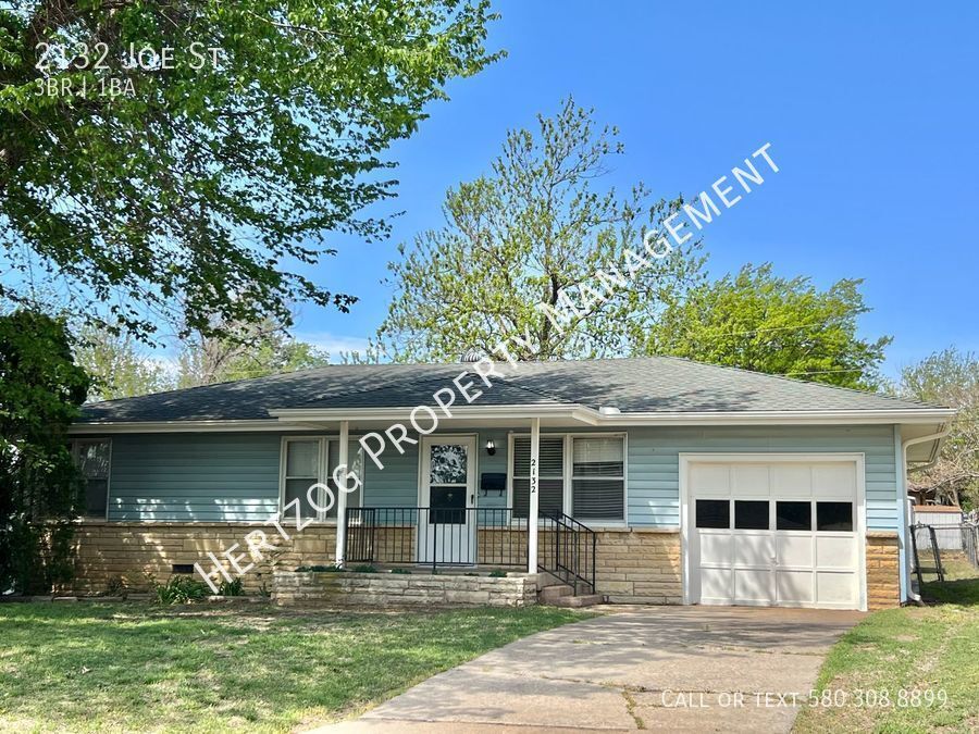 Primary Photo - Beautiful 3 bedroom available near the hos...