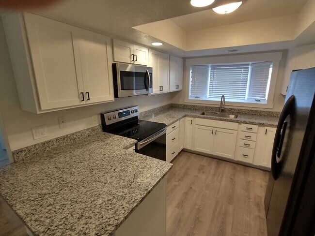 Foto del edificio - 275 S Valley View Dr