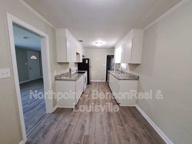 Building Photo - 1151 Raynor St