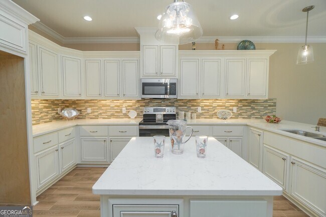 Building Photo - 191 Ryan Nicholas Dr