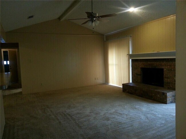 Building Photo - 4724 Berridge Ln