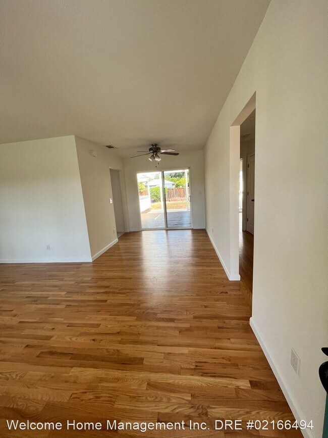 Foto del edificio - 3 br, 2 bath House - 1852 Granada Dr