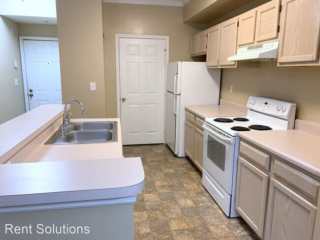 Building Photo - 3 br, 2 bath House - 5618 Pinnacle Heights...