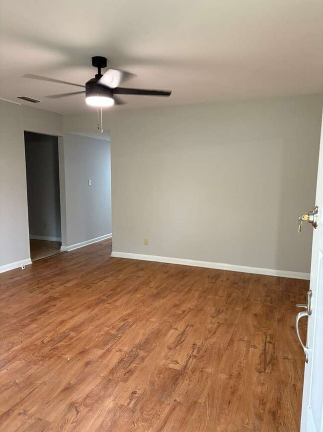 Building Photo - 7534 Melvin Rd