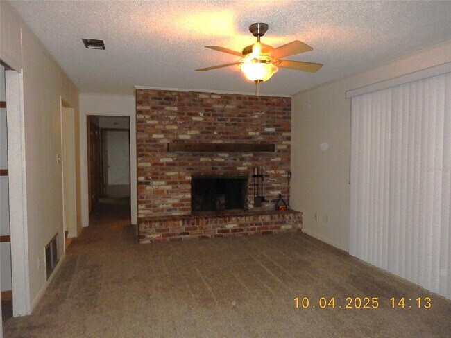 Building Photo - 3461 NW 35th Pl