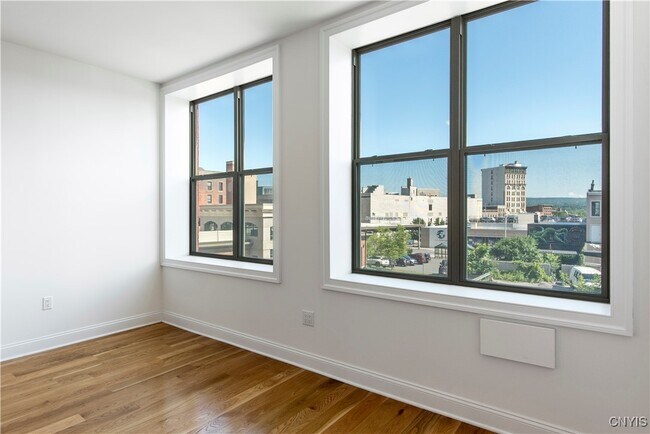 Foto del edificio - 221 Elizabeth St