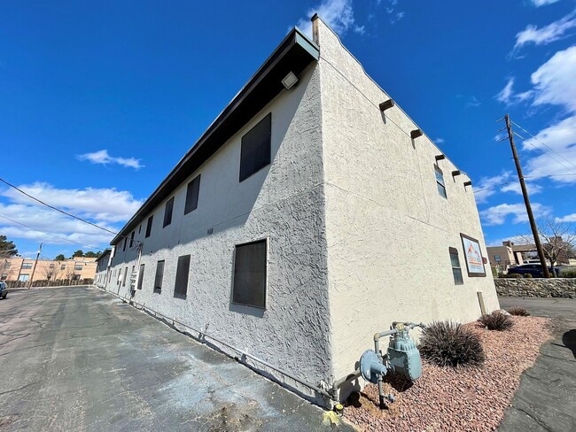 Building Photo - Telshor Vista