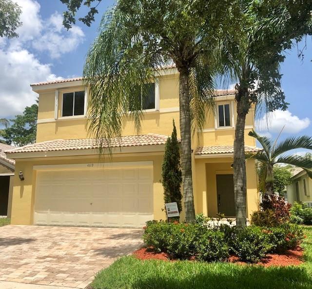 Foto principal - 4319 Greenbriar Ln