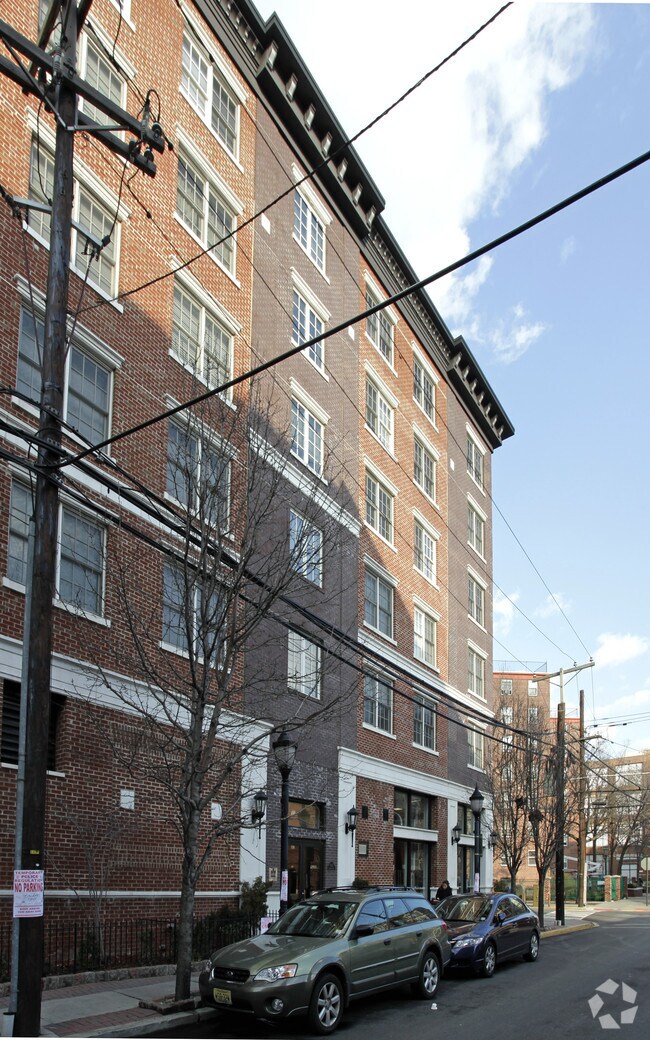 Courtyard at Jefferson Rentals Hoboken, NJ