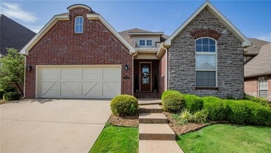 Building Photo - 6539 W Valley View Rd