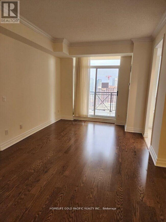 Photo du bâtiment - 1101 Leslie St