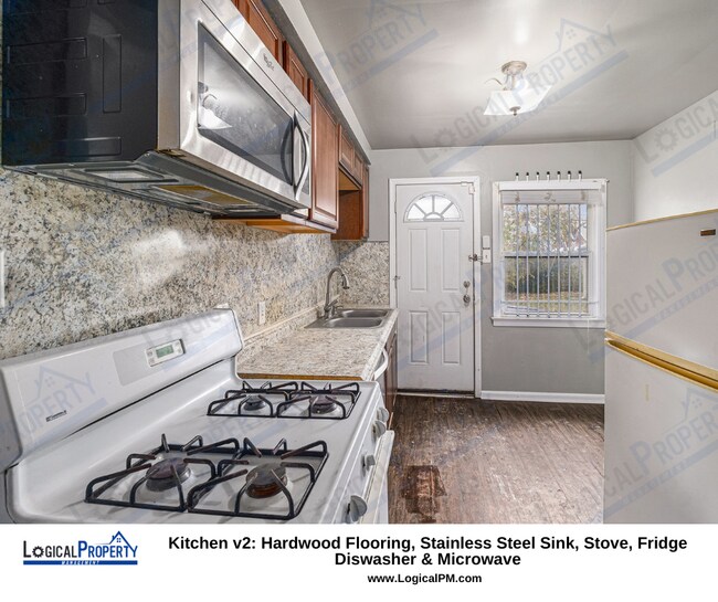 Foto del edificio - 3 BR/1 BA TownHouse: ALL Appliances, Hrdwd...