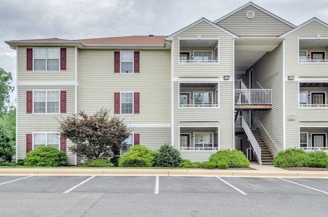 Building Photo - Woodburn Apartments