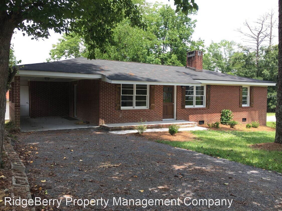 Primary Photo - 3 br, 1 bath House - 300 Wilkerson Rd. SW