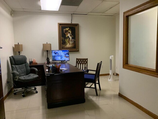 Foto del edificio - 1320 N 10th St