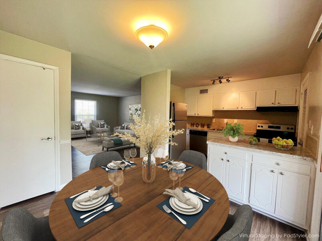 Pinehurst On Providence Apartments at 3904 Providence Rd Charlotte