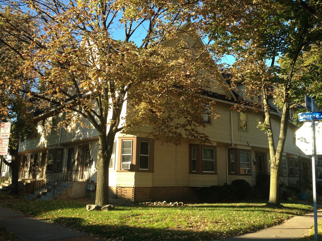 Primary Photo - 7 Avondale Park